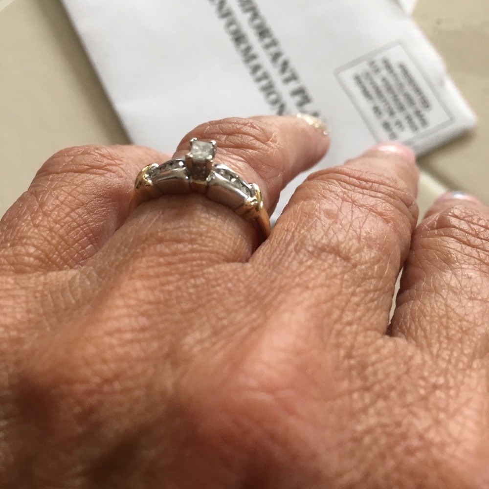 Diamond ring